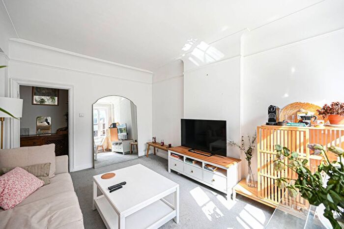 2 Bedroom Flat For Sale In X, Chelsea, London, SW3