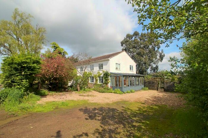 5 Bedroom Detached House For Sale In Broad Drove, Gosberton Clough, PE11