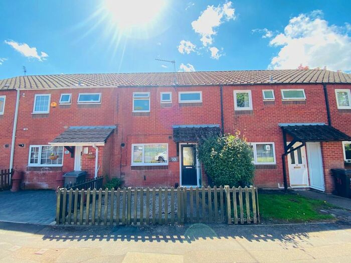 3 Bedroom Terraced House To Rent In Wheeldale Close, Leicester, LE4