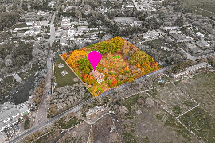 3 Bedroom Detached Bungalow For Sale In Canewdon Road, Rochford, SS4