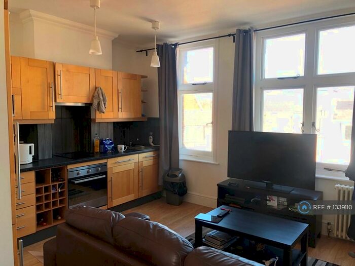 1 Bedroom Flat To Rent In High Street, Bromley, BR1