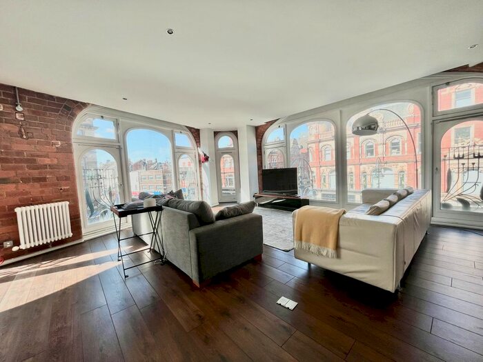 2 Bedroom Flat To Rent In Harewood Street, Leeds, LS2