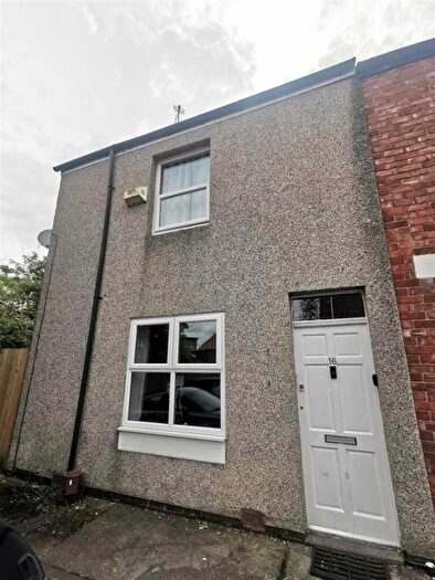3 Bedroom End Of Terrace House For Sale In Lynn Street, Chester Le Street, DH3