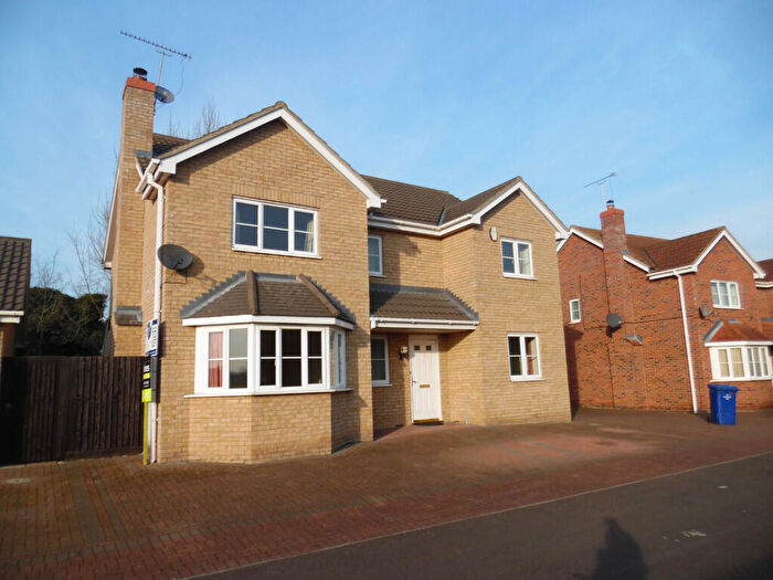 4 Bedroom Detached House To Rent In Louis Drive, Beck Row, Bury St. Edmunds, IP28
