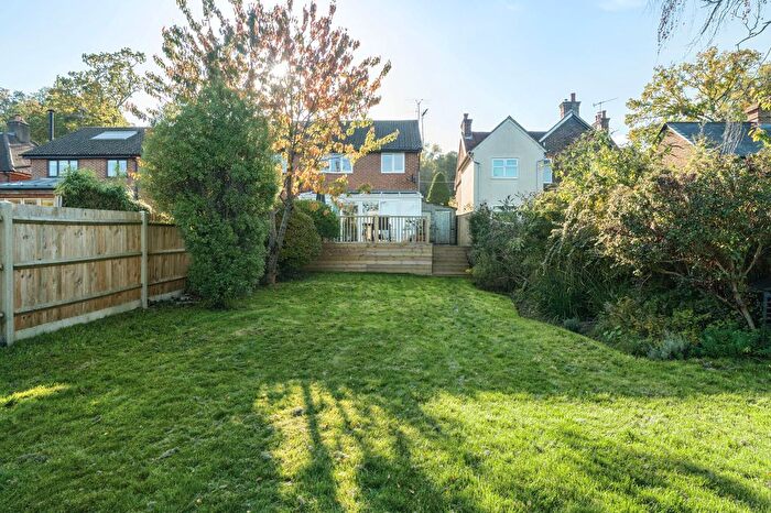 4 Bedroom Semi-Detached House For Sale In The Mount, Haslemere, GU27