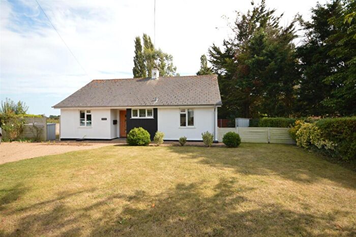 2 Bedroom Detached Bungalow To Rent In Tunstall, IP12