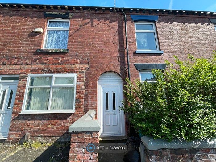 2 Bedroom Terraced House To Rent In Coalshaw Green Road, Chadderton, Oldham, OL9