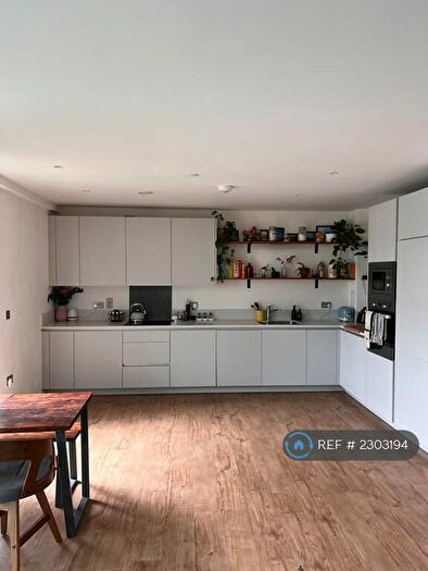 2 Bedroom Flat To Rent In Danson Mews, London, SE17