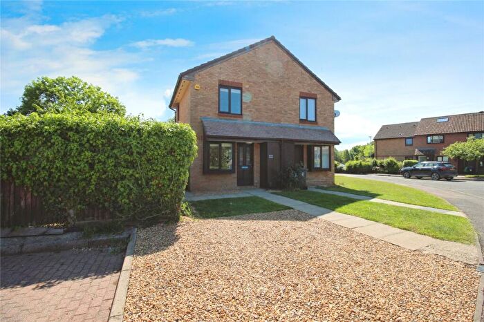 1 Bedroom Terraced House To Rent In Verey Close, Twyford, Reading, Berkshire, RG10