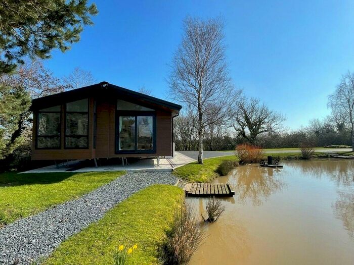 2 Bedroom Barn Conversion For Sale In Ghants Lane, Hambleton, FY6