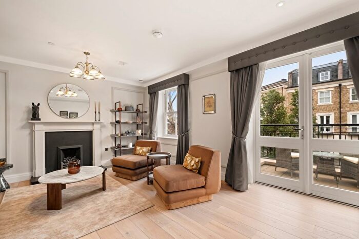 5 Bedroom End Terrace House For Sale In Sulivan Road, Fulham, SW6