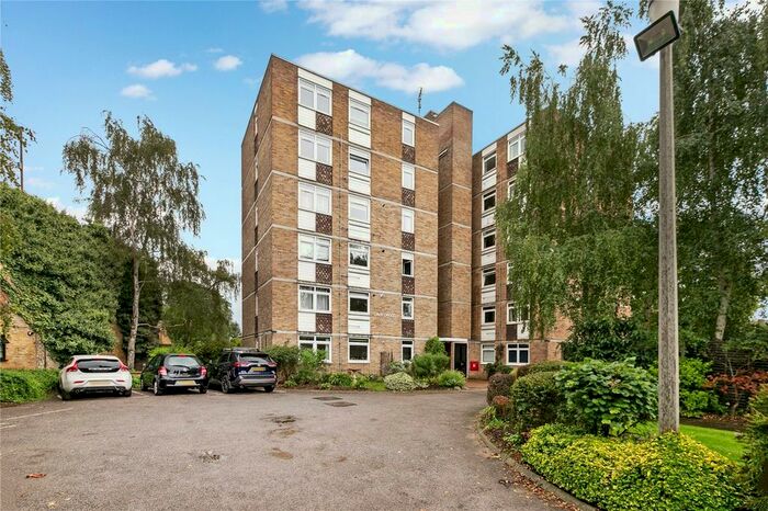 2 Bedroom Flat To Rent In Grovewood, Sandycombe Road, TW9