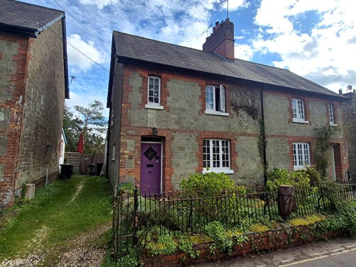 4 Bedroom Cottage For Sale In St. James Street, Shaftesbury, Dorset, SP7