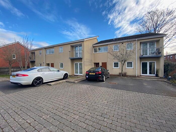 2 Bedroom House To Rent In Bamfield, Bristol, BS14