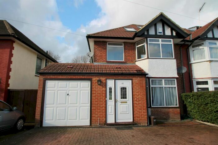 3 Bedroom Semi-Detached House To Rent In Farm Road, Edgware, HA8