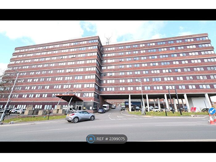 2 Bedroom Flat To Rent In The Minories, Dudley, DY2