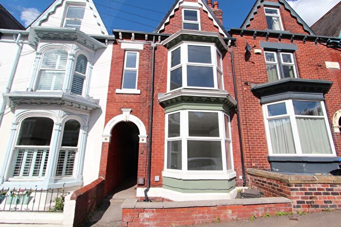 3 Bedroom Terraced House To Rent In Glenalmond Road, Sheffield, S11