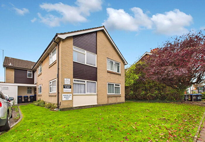 Studio For Sale In Cedar Court, Tarring Road, Worthing, BN11