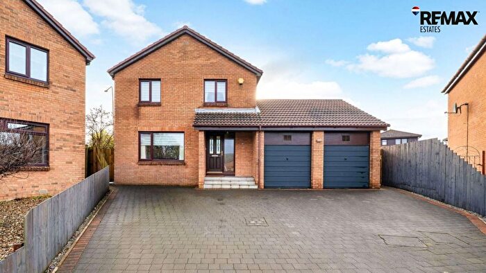 4 Bedroom Detached House For Sale In West Bankton Place, Livingston, EH54