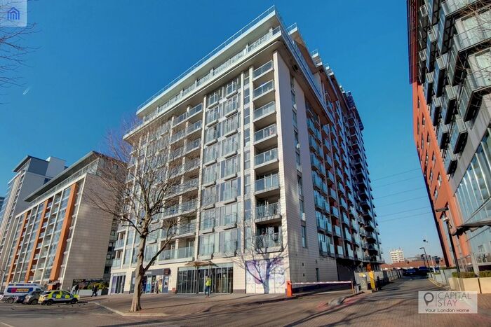 1 Bedroom Flat To Rent In Western Gateway, London, Docklands E16