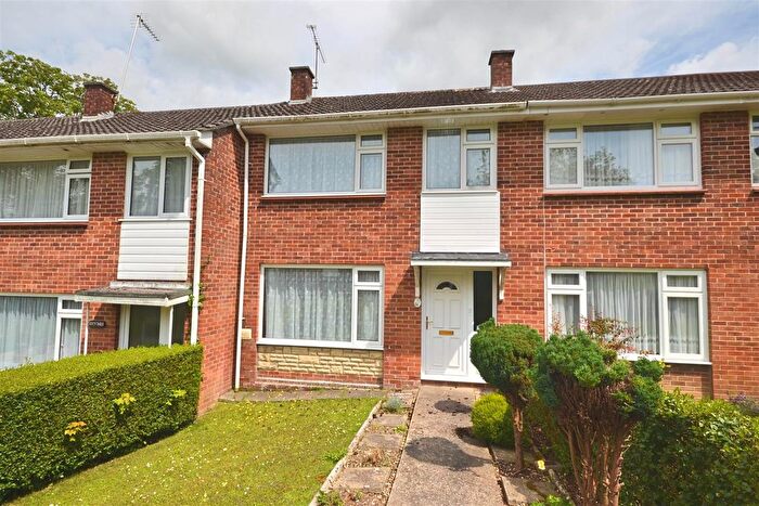 3 Bedroom Terraced House For Sale In Syward Close, Dorchester, DT1