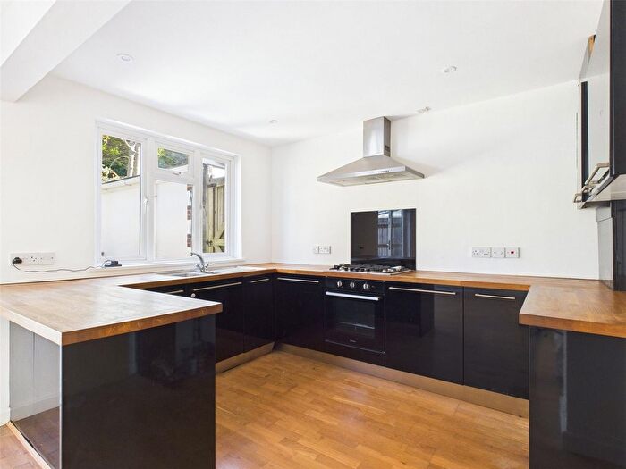 3 Bedroom Semi-Detached House To Rent In Cobton Drive, Hove, East Sussex, BN3