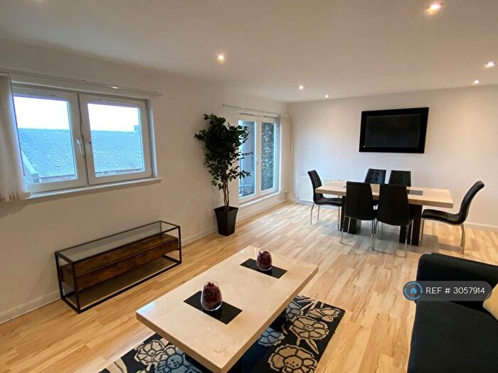 4 Bedroom Penthouse To Rent In Urquhart Road, Aberdeen, AB24