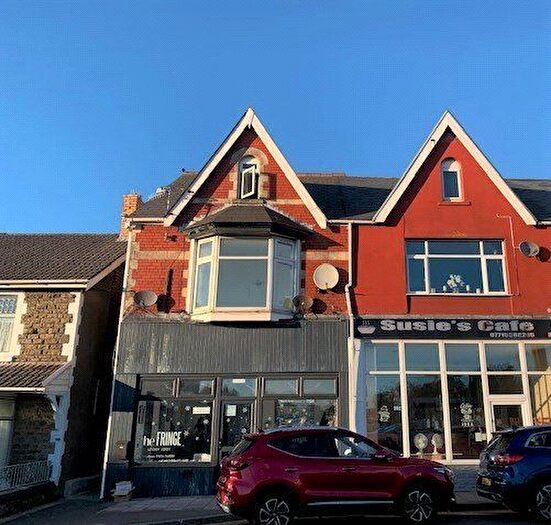 1 Bedroom Flat To Rent In Commercial Street, Kenfig Hill, Bridgend, CF33