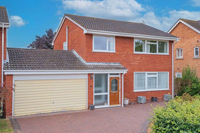 4 Bedroom Detached House For Sale In Hop Pole Green, Leigh Sinton, Malvern, WR13