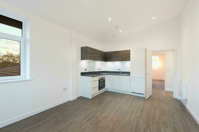 2 Bedroom Apartment To Rent In Camberley, Surrey, GU15