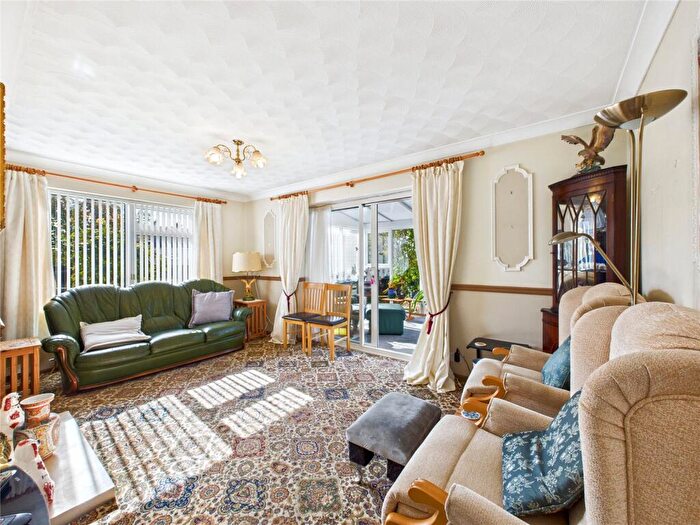 2 Bedroom Bungalow For Sale In Heathercroft Road, Ipswich, Suffolk, IP1