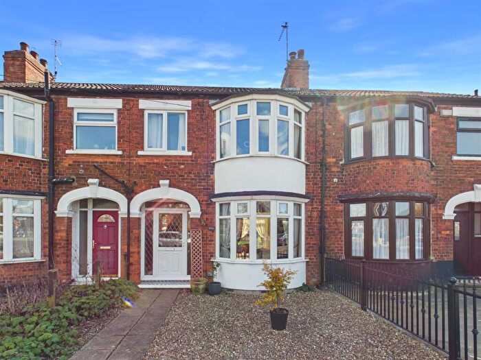 3 Bedroom Terraced House For Sale In Willerby Road, Hull, HU5