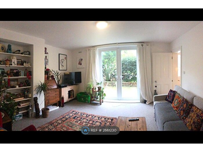 1 Bedroom Flat To Rent In St. Mark's Rise, London, E8