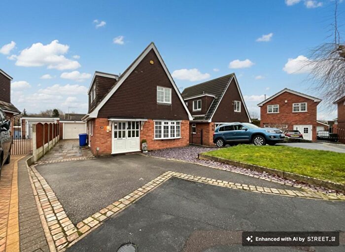 3 Bedroom Detached House For Sale In Woburn Close, Stoke-On-Trent, ST4