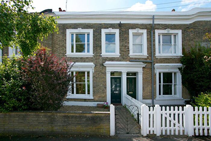 3 Bedroom Terraced House To Rent In Idmiston Road London, SE27