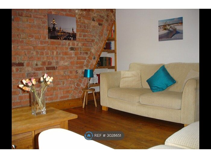 1 Bedroom Flat To Rent In Dolcarne, Aberystwyth, SY23