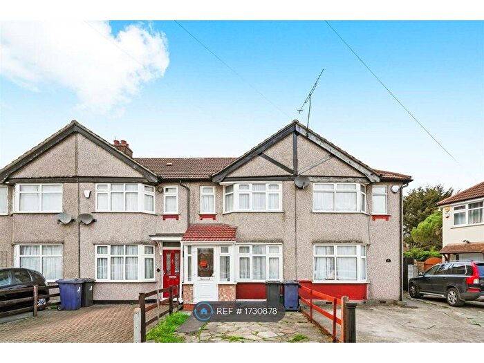 2 Bedroom Terraced House To Rent In Kingsmead Drive, Northolt, UB5