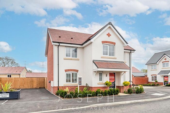 4 Bedroom Detached House For Sale In Bronze Barrow Way, Bramford, IP8