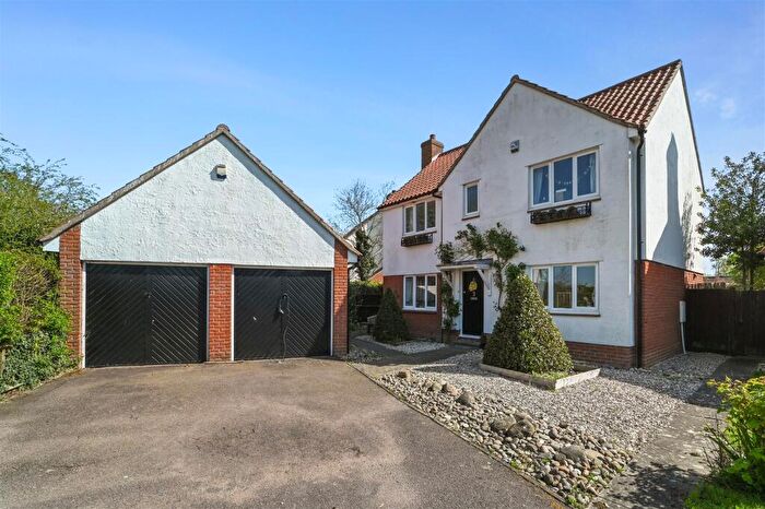4 Bedroom Detached House For Sale In East Bergholt, CO7