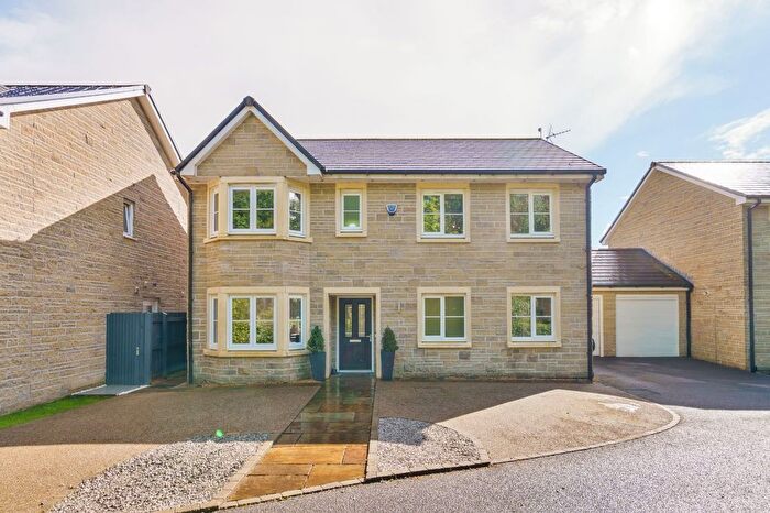 4 Bedroom Detached House For Sale In Dovecote Road, Strines, Stockport, Greater Manchester, SK6