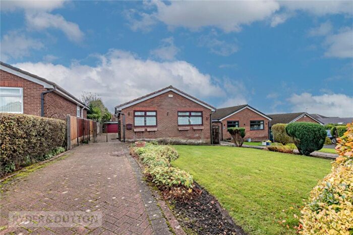 3 Bedroom Bungalow For Sale In Falkland Close, Moorside, Oldham, OL4