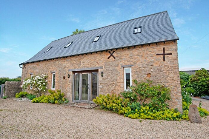 2 Bedroom Barn Conversion To Rent In Holbrook Farm, East End, North Leigh, Witney, Oxfordshire, OX29