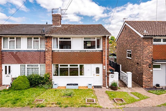 3 Bedroom End Of Terrace House For Sale In Homewood, Findon, Worthing, West Sussex, BN14