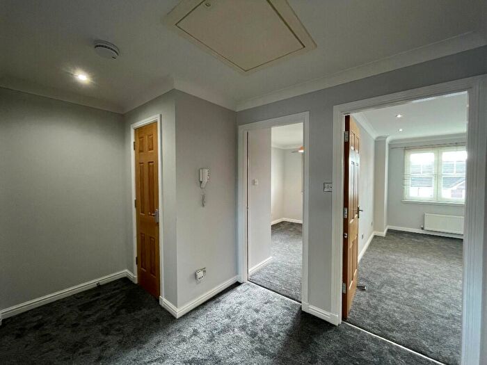 1 Bedroom Flat To Rent In Tryst Park, Larbert, Stirlingshire, FK5