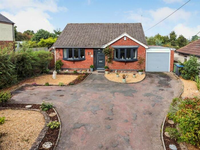 2 Bedroom Detached Bungalow For Sale In Lutterworth Road, Brinklow, Rugby, CV23