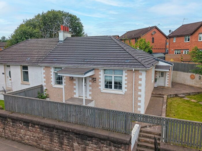 3 Bedroom Semi-Detached House For Sale In Hamilton Road, Uddingston, G71