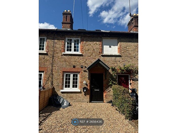 3 Bedroom Terraced House To Rent In Hollies Cottages, Stoke Poges, Slough, SL2