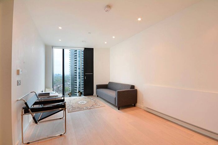 1 Bedroom Flat To Rent In Walworth Road, Elephant And Castle, London, SE1