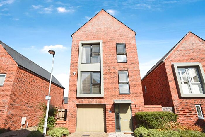 3 Bedroom Detached House For Sale In Gardiner Way, Chelmsford Garden, Chelmsford, CM1