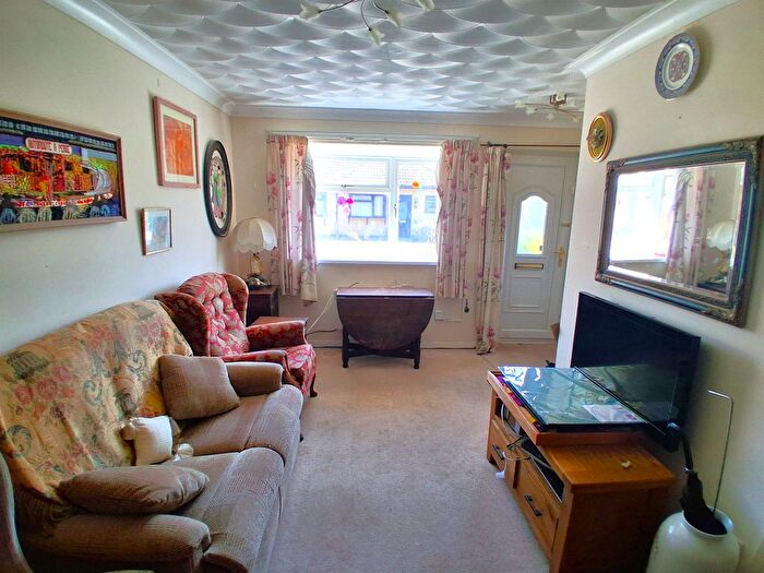 2 Bedroom Semi-Detached Bungalow For Sale In Vinery Court, Ramsey, Huntingdon, PE26